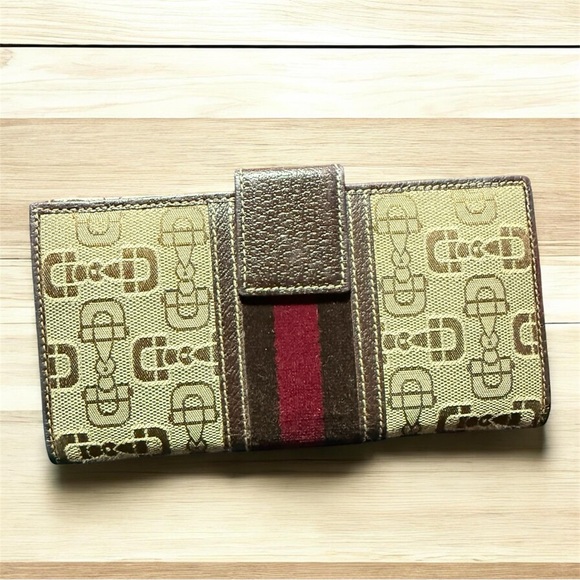 Gucci Beige and Burgundy Wallet/Clutch Like New! - Picture 2 of 11